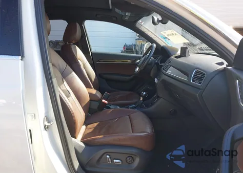 2016 Audi Q3 2.0T Premium Plus z USA, uszkodzony, nr VIN WA1GFCFS4GR000848